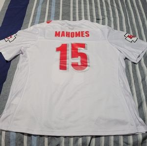 Woman's White Patrick Mahomes Superbowl LIV NFL Proline Jersey, Size Large